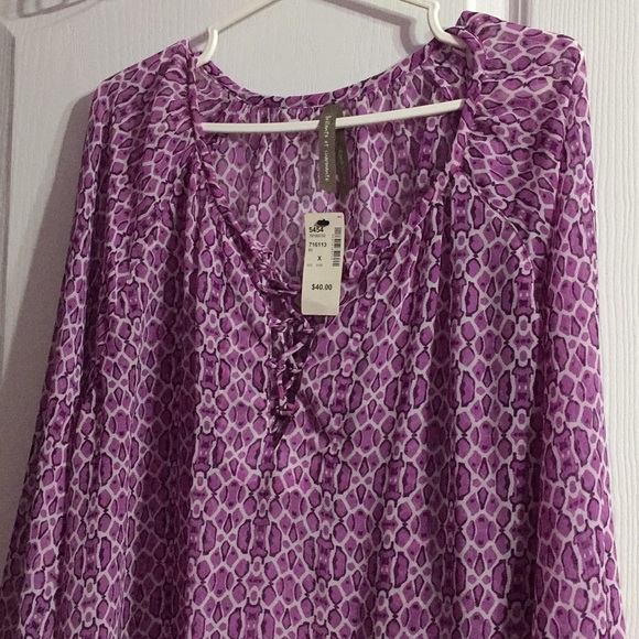 Beautiful Purple Blouse - Picture 2 of 4